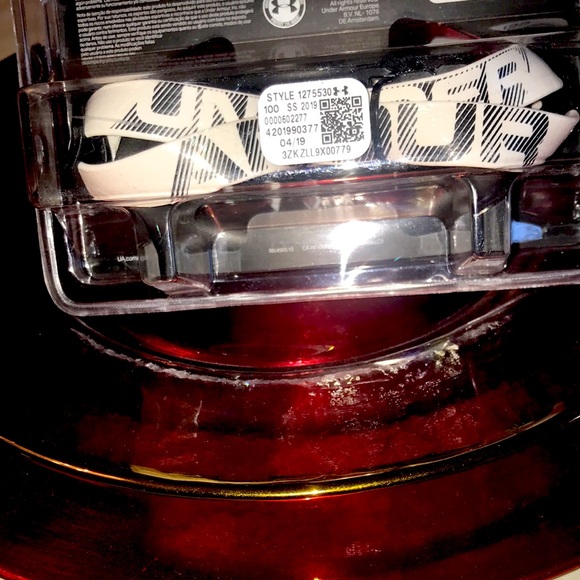 Gameday Armour | White Youths Chinstrap - Picture 5 of 5